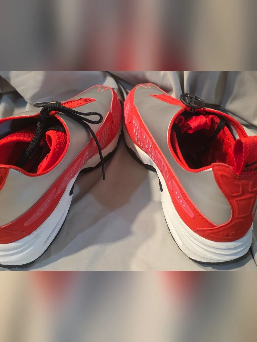 Nike Air Max Sunder SNDR Shoes Red Silver IH3988-001 Women SZ 10 Men 8.5 NWOB